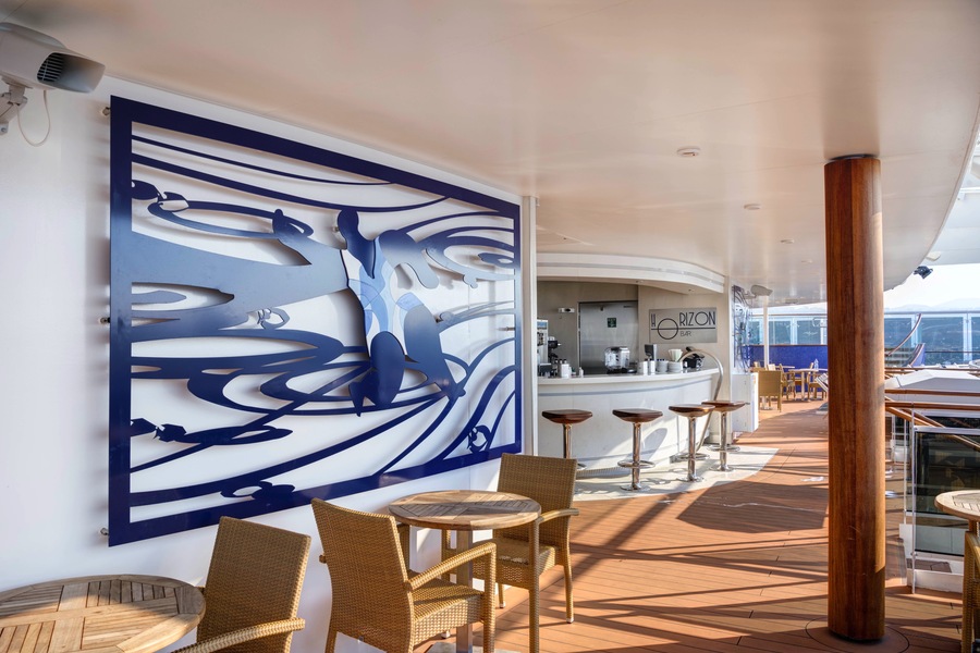 MSC Cruises MSC Meraviglia Horizon Pool - Credits - MSC Rights - Ivan Sarfatti 2.jpg